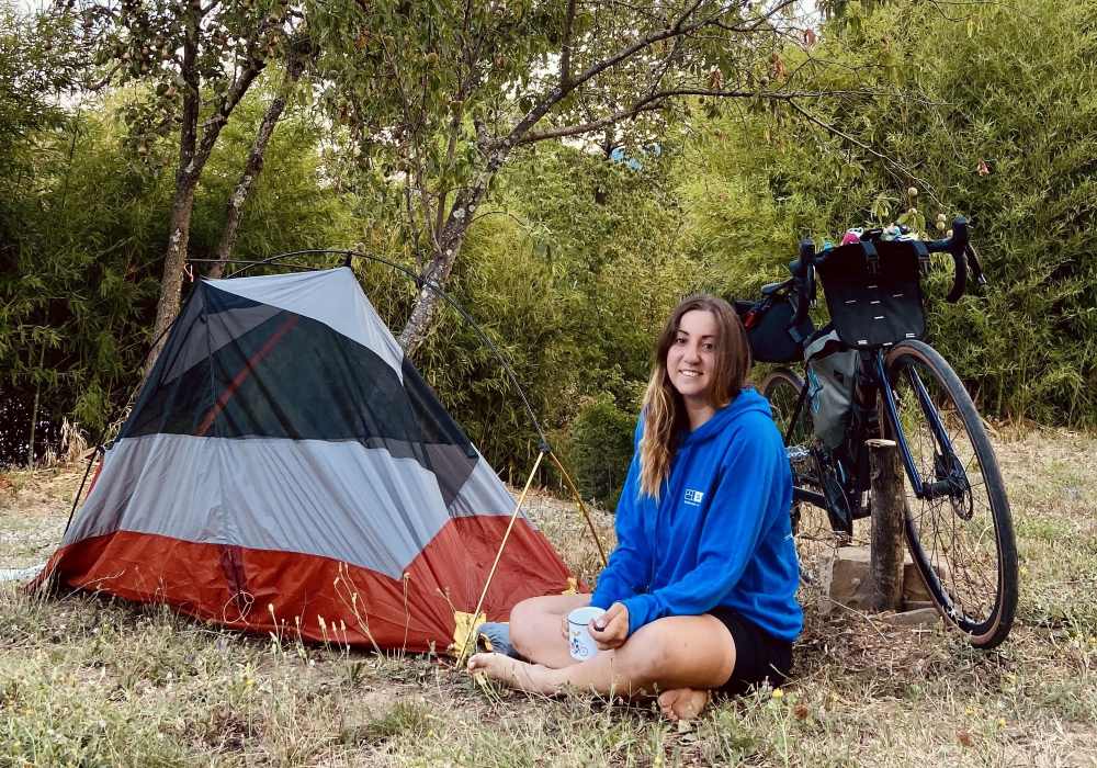 Ilaria Fiorillo - Viaggiare in  bici e tenda da sola