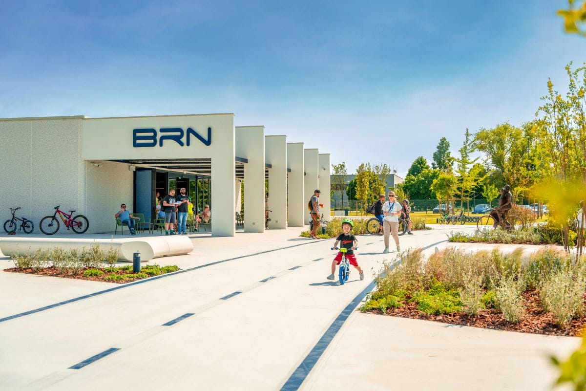 BRN Village - pista ciclabile