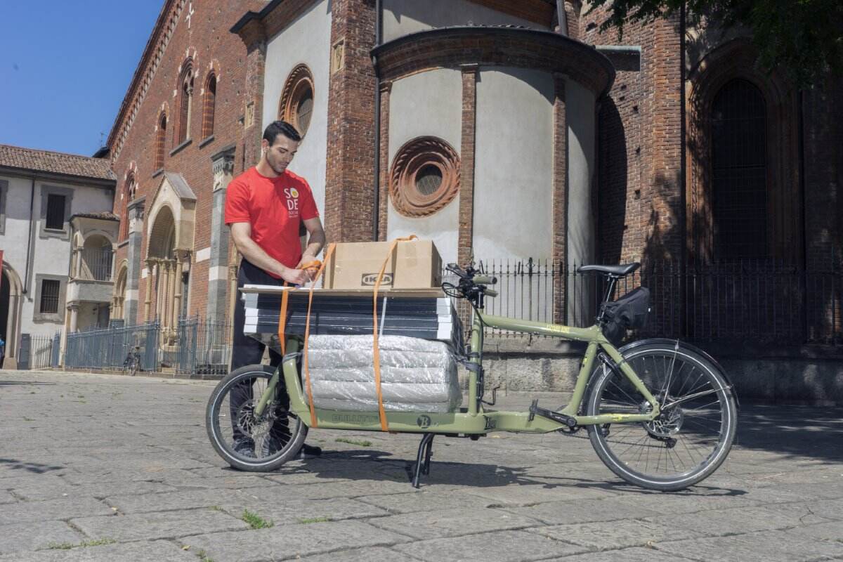 So.De Social Delivery consegna per Ikea con le cargobike