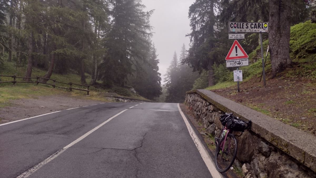 Davide Mazzocco dal Monte Bianco al Mediterraneo in Bici