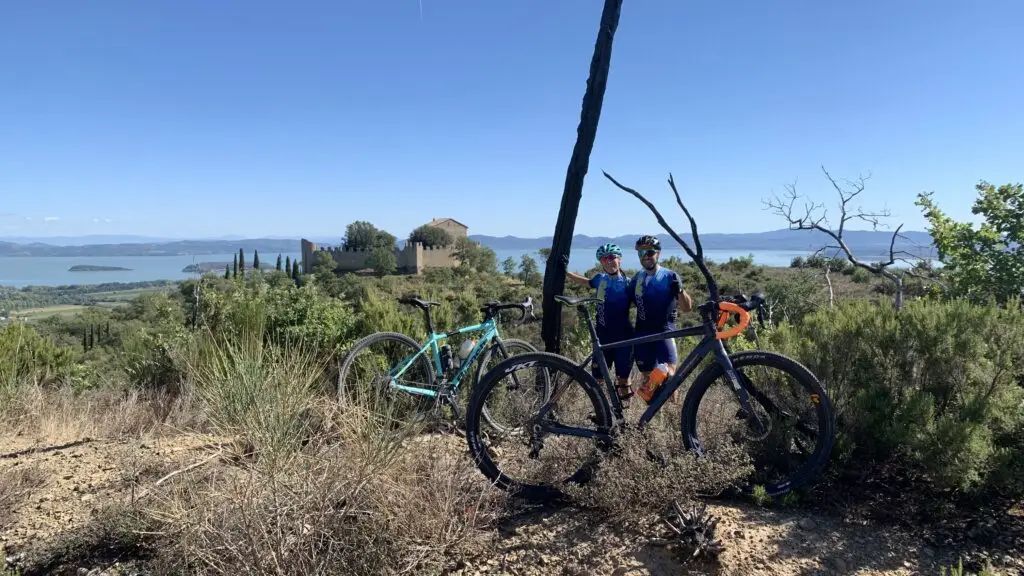 DINA Club Punto bici rental sul Trasimeno