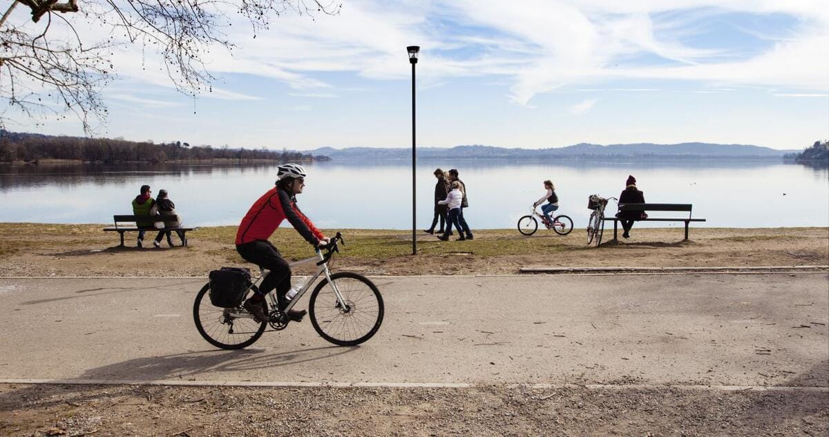 Lago di Varese in bicletta (credits InLombardia.it)