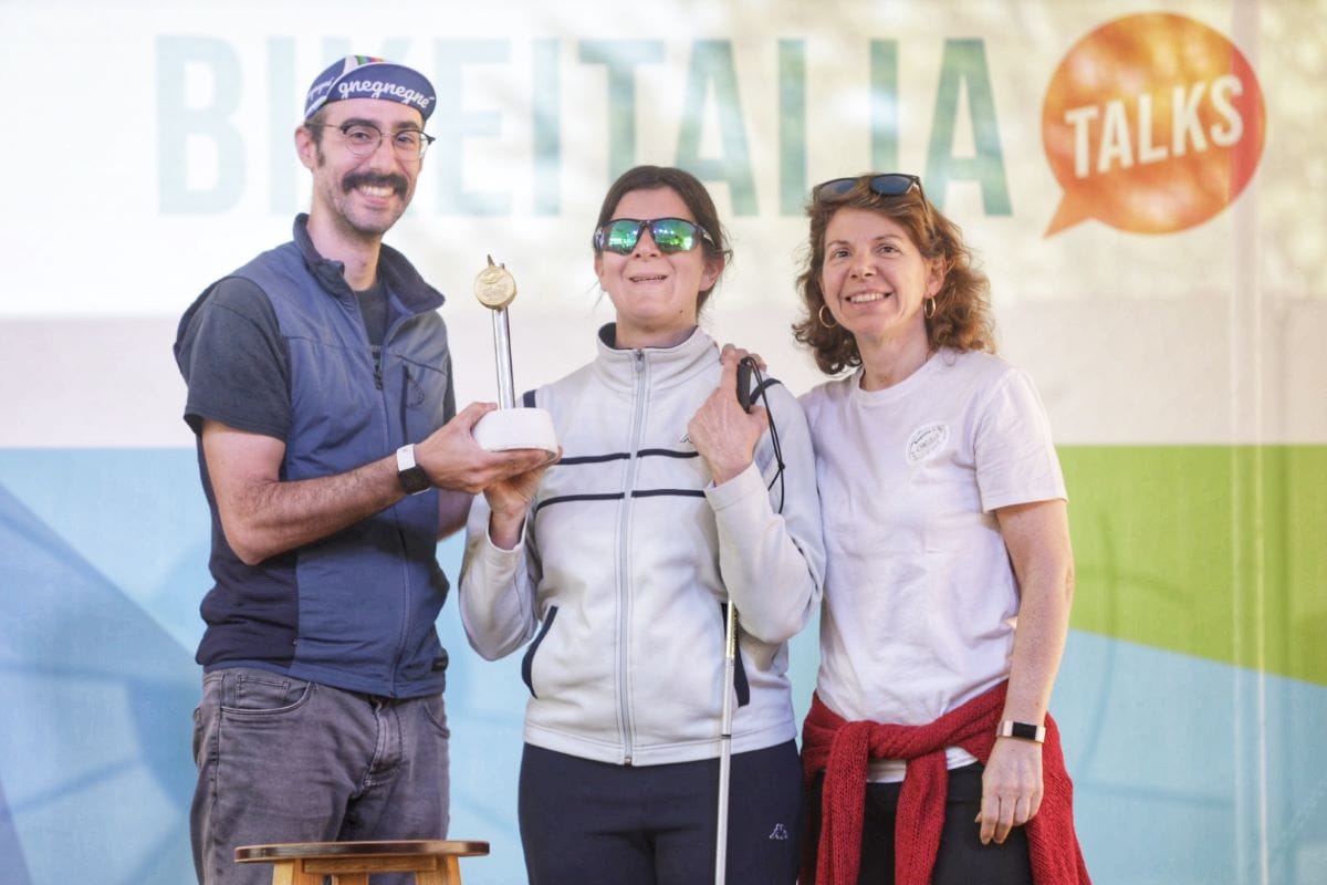 Il campanello d'oro Ragazze in Tandem