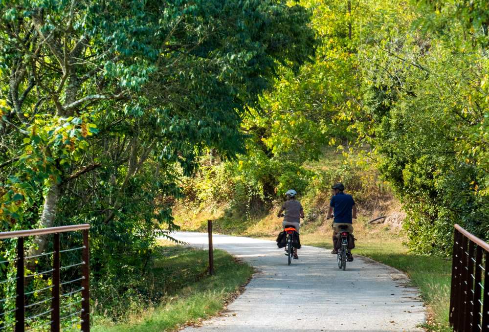Viaggio in bici tra i fiumi di Francia: 3 itinerari tra Loira e Rodano