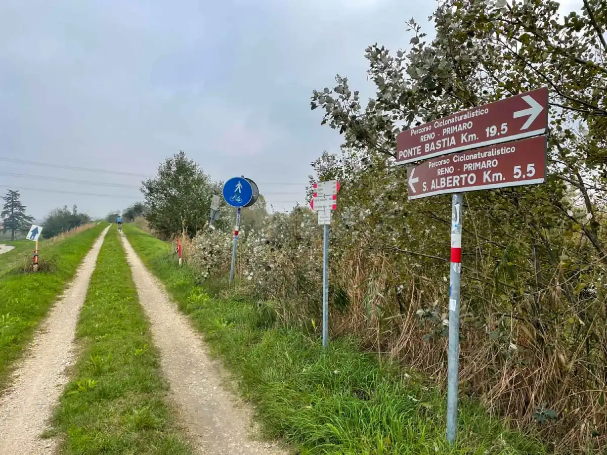 FAR Gravel crediti Raffaella Cegna percorso ciclabile
