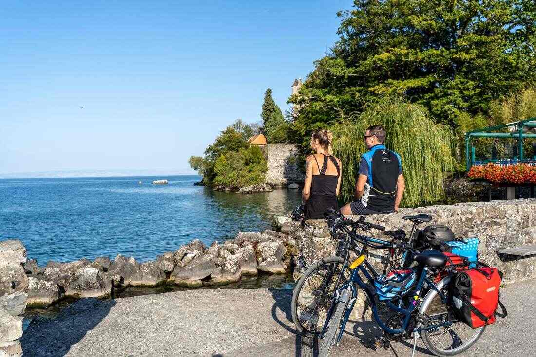 Via Rhôna in Francia, Yvoire sul Lago di Lemano © T. Prudhomme / Auvergne-Rhône-Alpes Tourisme