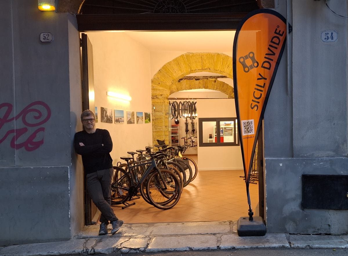 Giovanni Guarneri Sicily Divide Noleggio Bici Sicilia