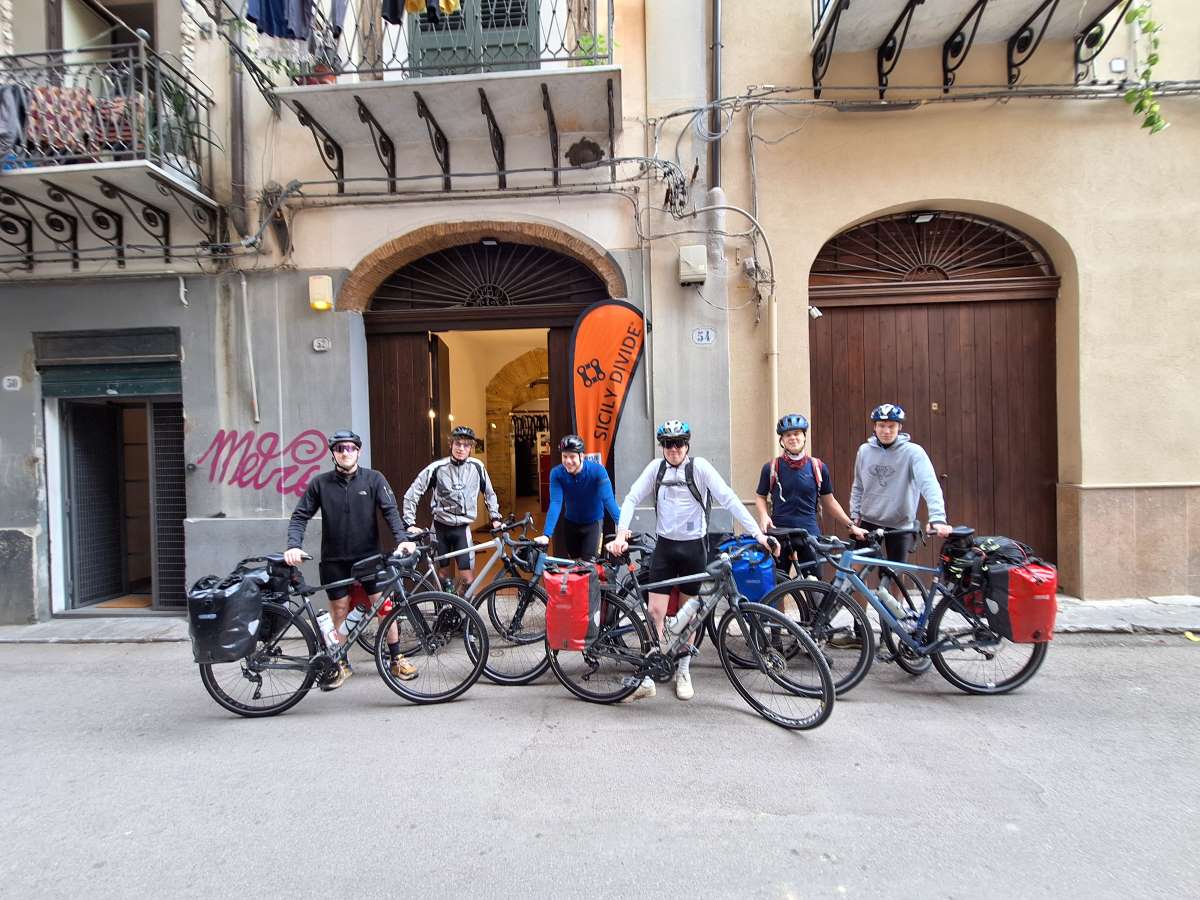 Noleggio bici Sicily Divide