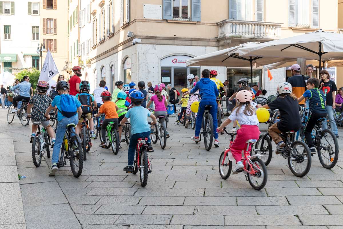 Blu in Bici 2024 kidical mass