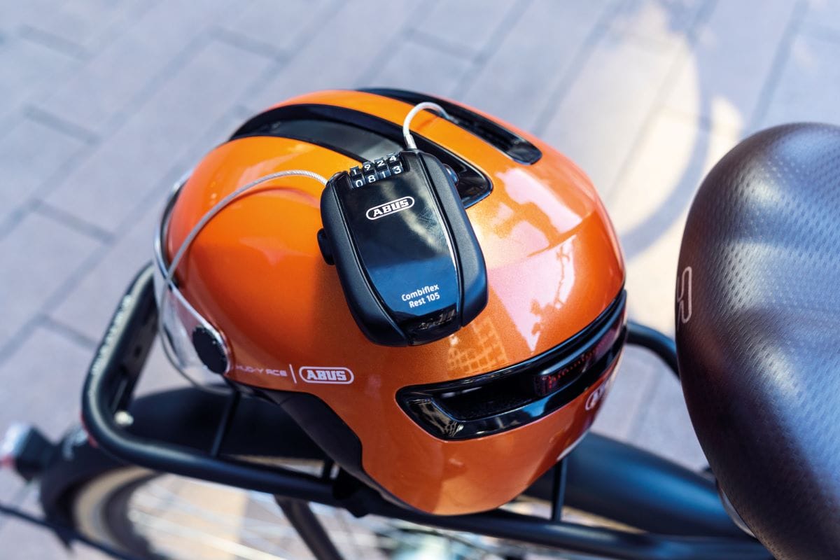 ABUS Combiflex_Rest_105_black_HUD-Y_ACE_goldfish-orange_Lifestyle