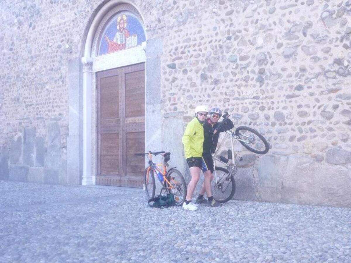 Come vestirsi per iniziare ad andare in bicicletta
