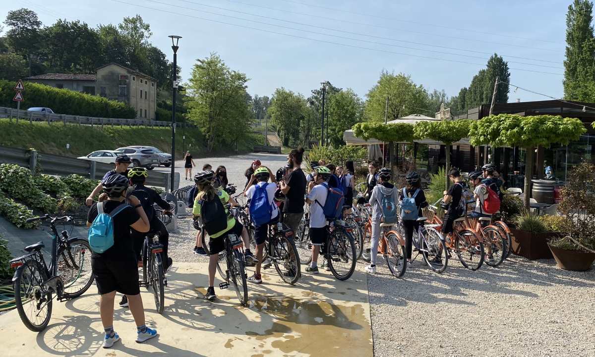 Tour di gruppo dalla stazione Salionze, crediti Signorelli