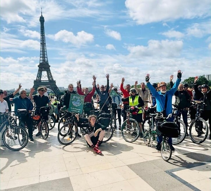 Partenza da Parigi della COP29 Bike Ride nel 2024