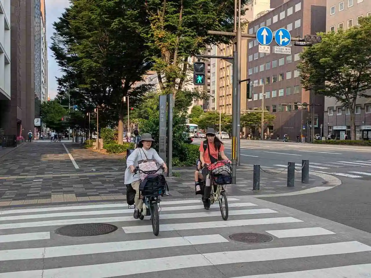 Strade del Giappone senza bici parcheggiate: è vietato legarle a pali, ringhiere e parapedonali