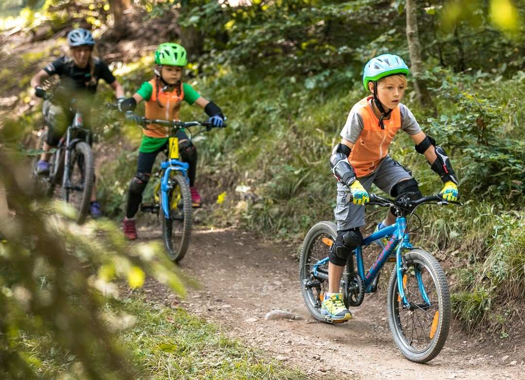 Visit Paganella Bimbi in bici