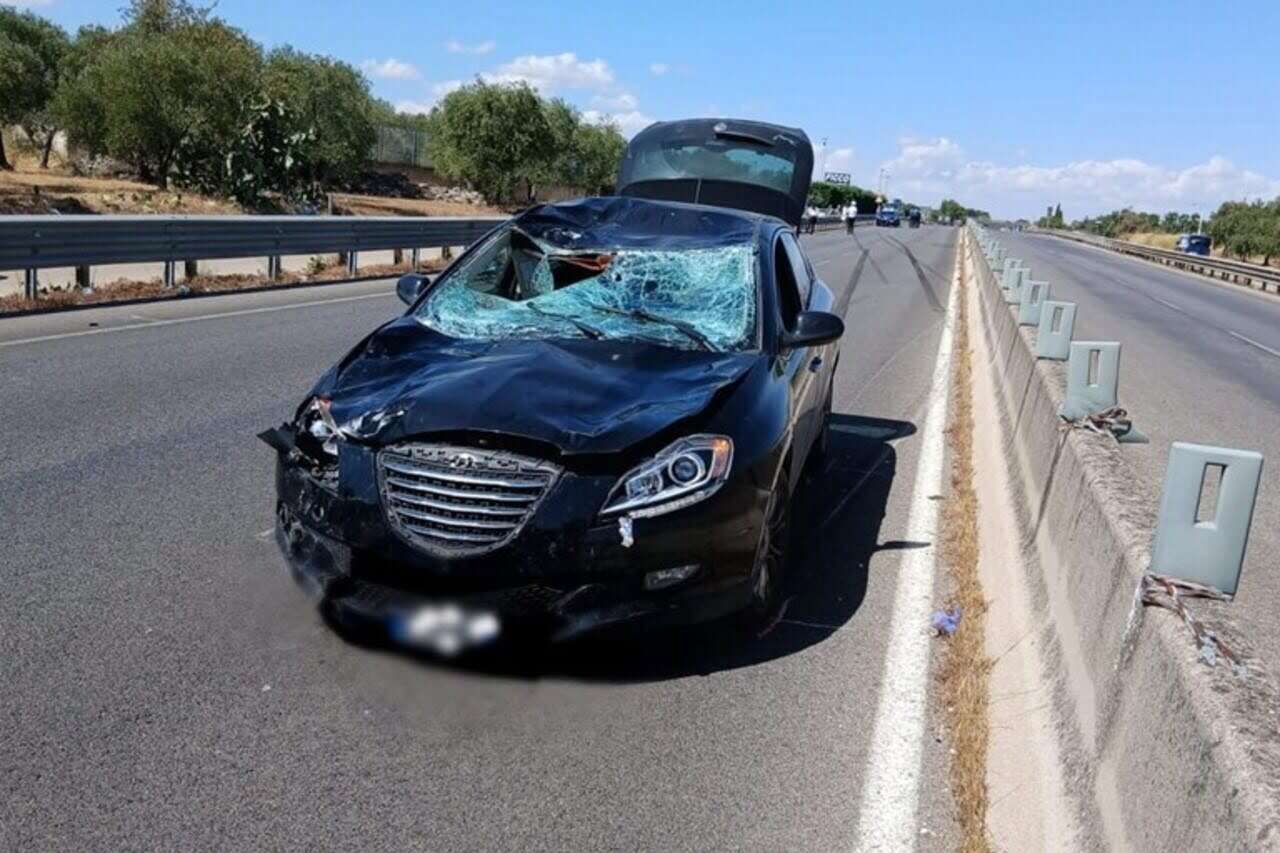 Ciclisti investiti Terlizzi 3 agosto 2025 l'auto dopo l'impatto