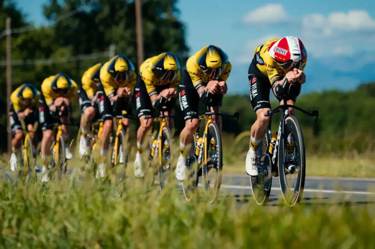 Vuelta di Spagna in Italia: maxifurto di bici alla Visma Lease a Bike squadra di Vingegaard