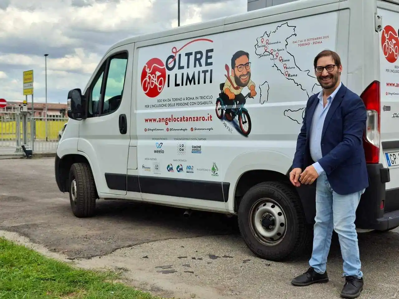 Angelo Catanzaro 800 km da Torino a Roma in triciclo per l'inclusione delle persone con disabilità