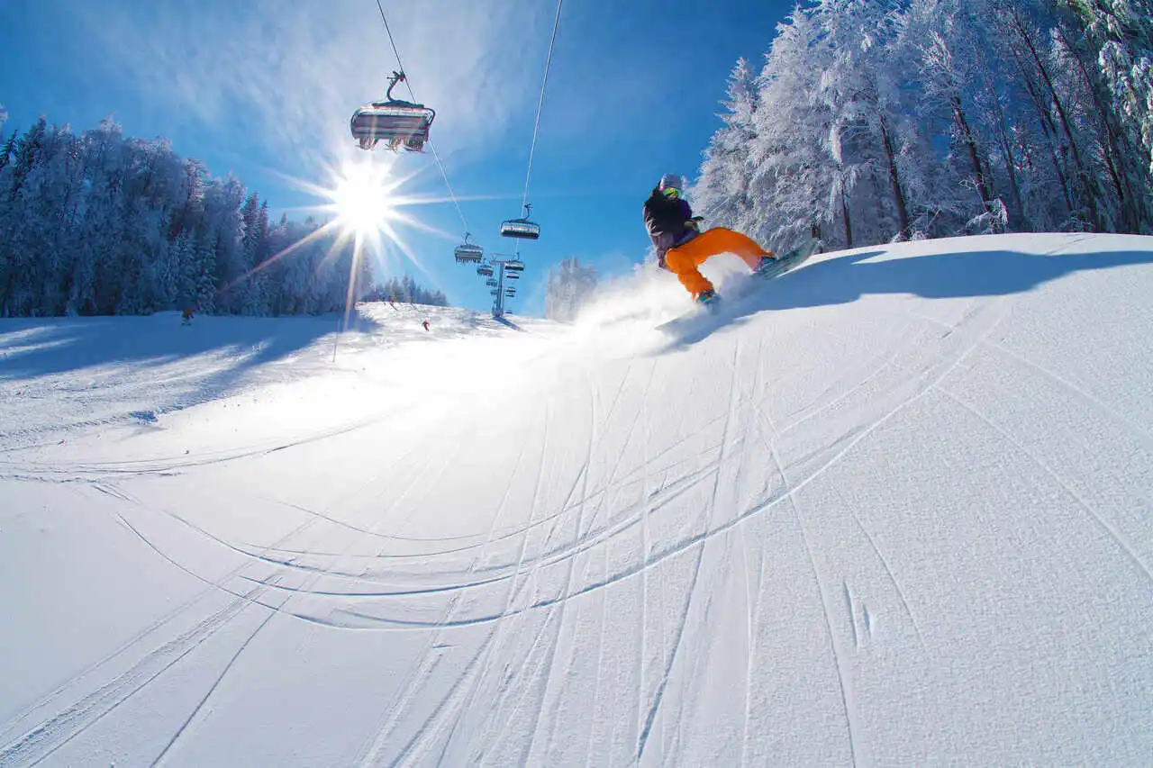 Pohorje inverno montagne sci Slovenia