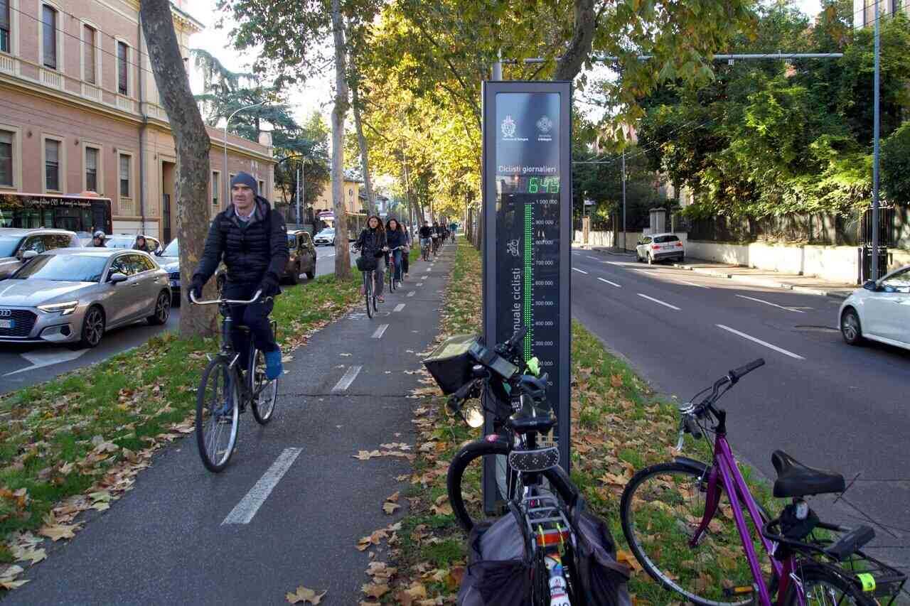 Bologna, boom di ciclisti: è tra le città più ciclabili del mondo