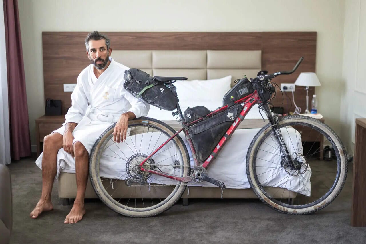 Sofiane Sehili borse da bici cicloturismo bikepacking