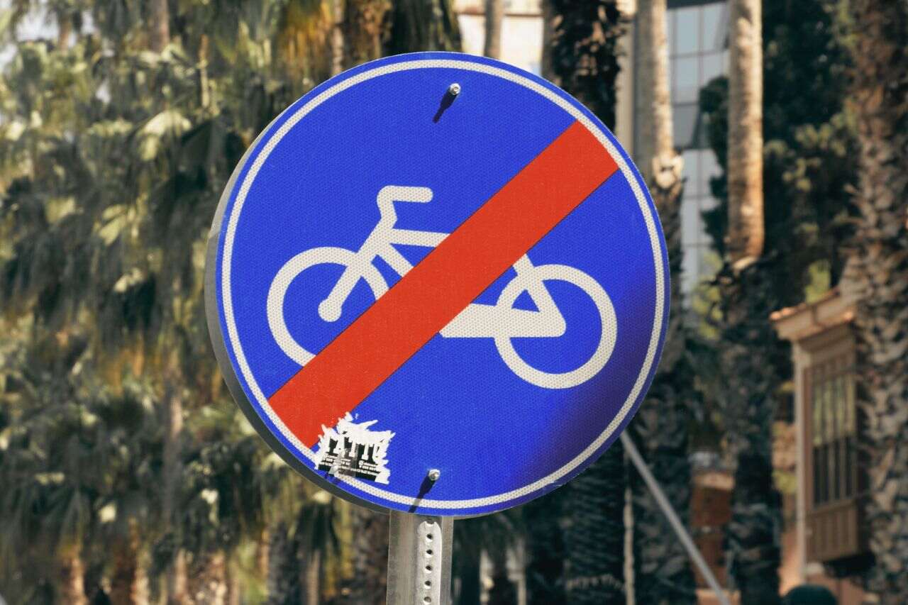 Segnale fine pista ciclabile