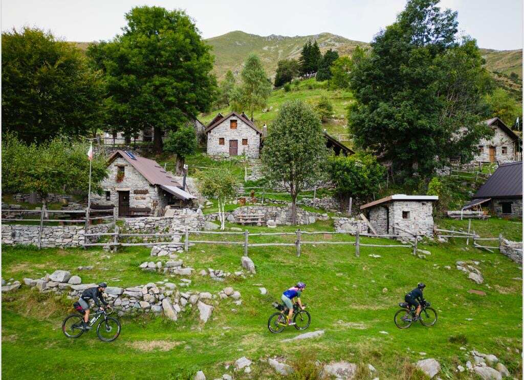 Bikepacking nel Biellese: 200 km tra salite iconiche e natura selvaggia